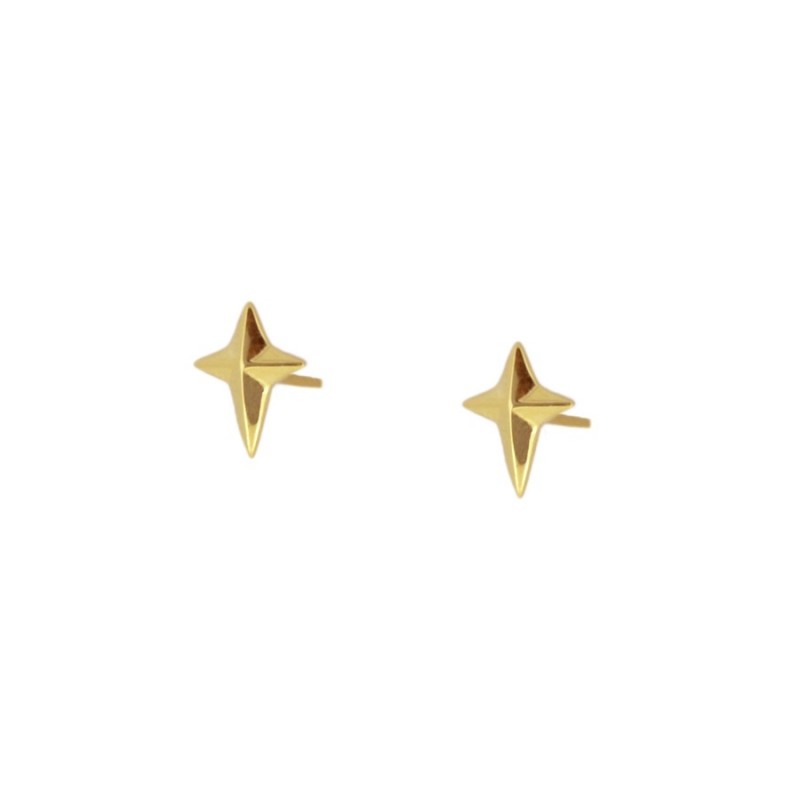pendientes mini sol o estrella pequeña para niña o mujer con piercing que se vende por unidad y están confeccionados en plata de ley con baño de oro 18 kilates