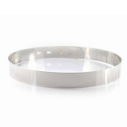 Cinturón rígido metálico color plata para llevar con vestido de fiesta