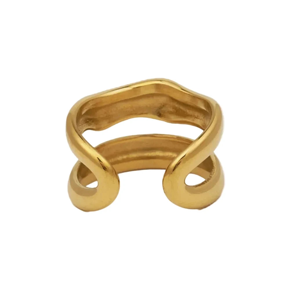 anillo boho ajustable,grande, dorado y resistente al agua ideal para  completar look de Invitada a bodas, bautizos y comuniones. está confeccionado en acero hipoalergénico y es la idea de regalo perfecto para el día de la madre o amigo invisible. Gold plated stainless steel adjustable waterproof ring