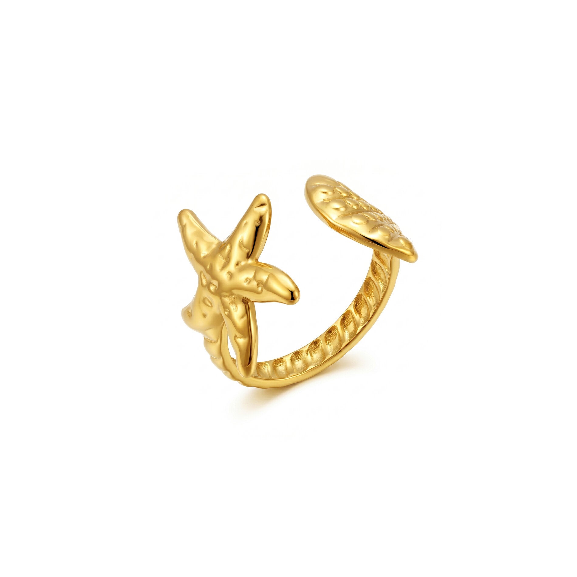 anillo ajustable para verano en forma de concha y estrella de mar. Puedes elegirlo en dorado o plateado y es resistente al agua. está confeccionado en acero hipoalergénico e inoxidable. Gold plated stainless steel adjustable waterproof satarfish and sea shell ring. talla única ajustable. 