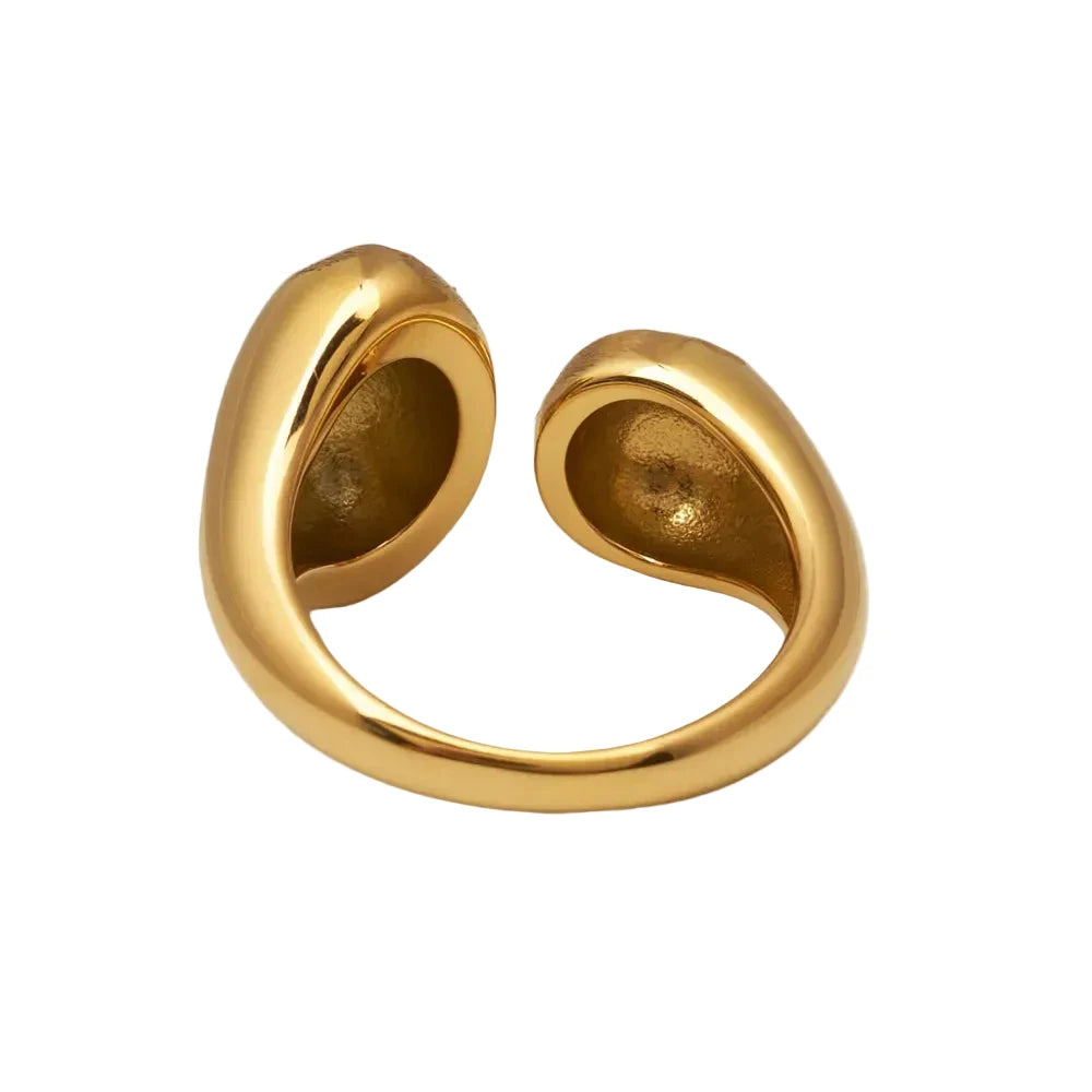 anillo boho ajustable,grande, dorado y resistente al agua ideal para  completar look de Invitada a bodas, bautizos y comuniones. está confeccionado en acero hipoalergénico y es la idea de regalo perfecto para el día de la madre o amigo invisible. Gold plated stainless steel adjustable waterproof ring
