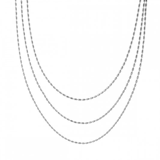 Collar boho de tres cadenas juntas en acero hipoalergénicos resistente al agua. Son 3 collares en 1.