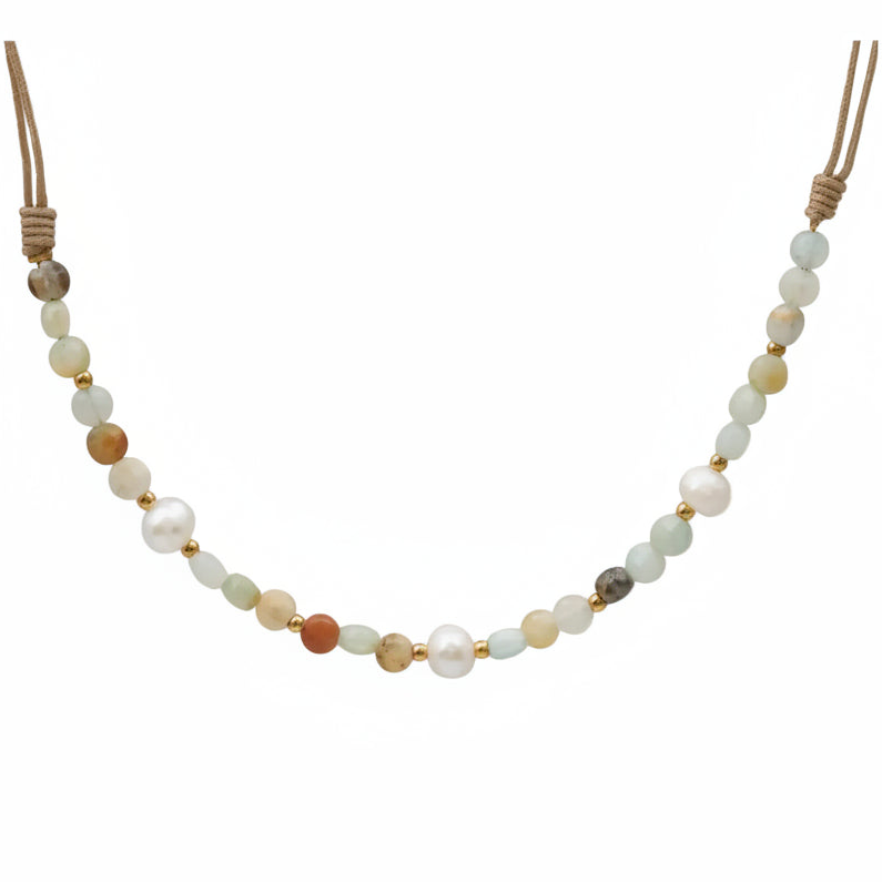 collar boho de piedras naturales amazonita y perlas. Es ajustable y perfecto para verano en colores verde agua o menta.
