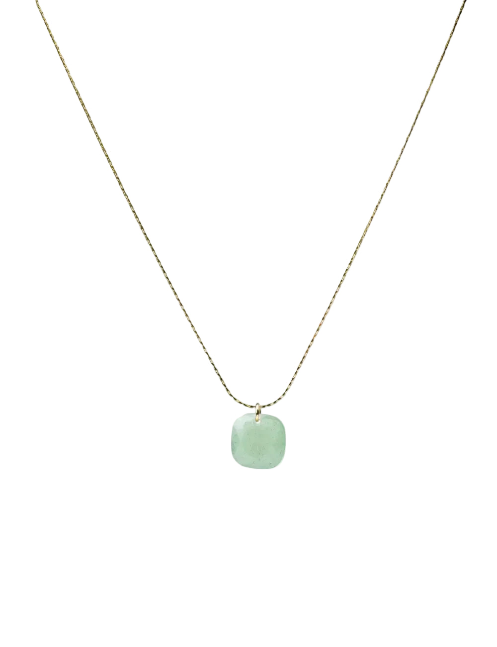 cadena o collar boho con colgante de piedra natural aventurina verde hecho de acero hipoalergénico y resistente al agua. Es color oro. Gold plated stainless steel waterproof mineral pendant necklace