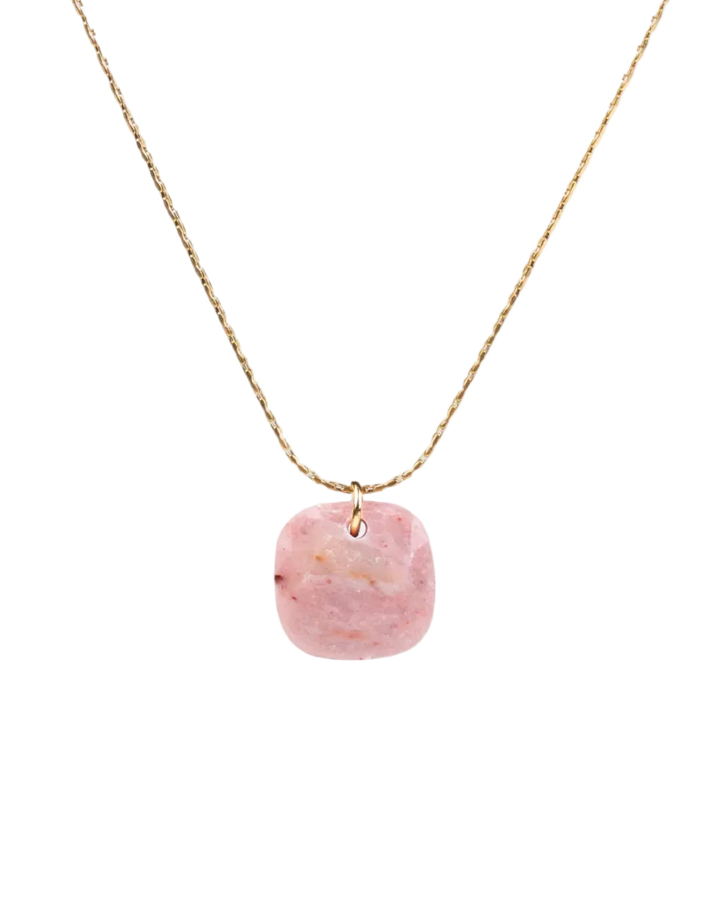 cadena o collar boho con colgante de piedra natural rodocrosita rosa hecho de acero hipoalergénico y resistente al agua. Es color oro. Gold plated stainless steel waterproof mineral pendant necklace