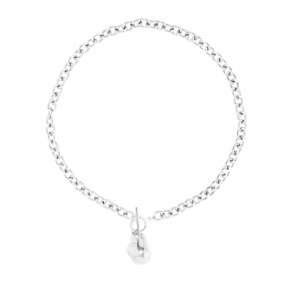 collar dorado o plata de eslabón grueso o gordo confeccionado en acero HIPOALERGÉNICO y resistente al agua. Tiene un colgante en forma de piedra. 