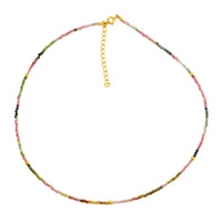 gargantilla o collar personalizado con inicial para regalar confeccionado con minerales multicolor.  customize your natural stone necklace for a gift with letters.