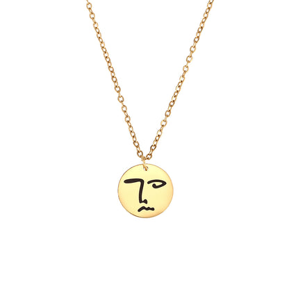 Gargantilla de verano con medalla de cara tipo picasso. Es de acero hipoalergénico dorado resistente al agua. Gold plated stainless steel face pendant surf necklace