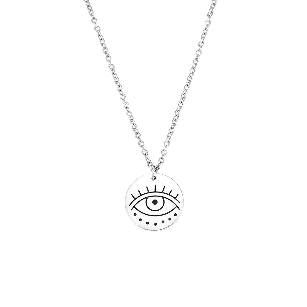 Gargantilla de verano con medalla del ojo turco o de horus. Es un amuleto de acero hipoalergénico dorado resistente al agua. Gold plated stainless steel evil eye pendant necklace