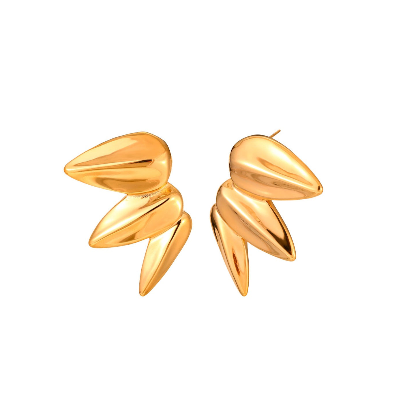 pendientes grandes para invitada a bodas o eventos. Tiene forma de hojas en caida de media luna. Son de acero hipoalergenico y resistente al agua. Acabado en dorado y plateado. No pesan, son ligeros