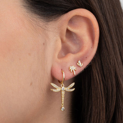 pendientes para verano de palmeras. Son perfectos para piercing y el material es de plata de ley con baño de oro 18 kilates. gold plated sterling silver sunglasses earrings