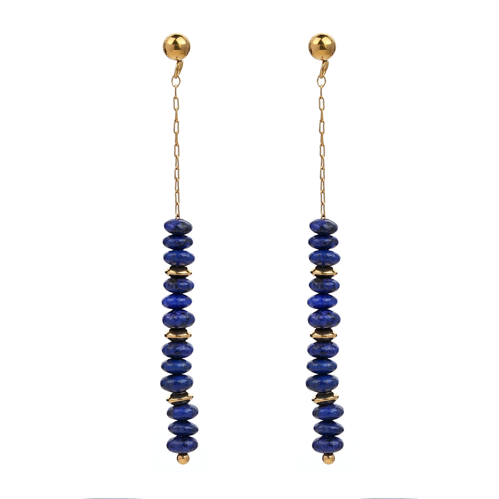 pendientes largos de estilo boho. son de acero quirúrgico, inoxidable, hipoalergénico y resistente al agua. Acabado dorado y cuentas de piedra natural como lapislázuli, aventurina roja o labradorita. Ideales para un look más hippy de noches de verano en la playa.