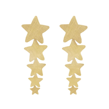 pendientes largos de fiesta o invitada a boda. Son de estrellas colgantes en acero quirúrgico, inoxidable e hipoalergénico. Resistentes al agua y en acabado dorado para fiestas y eventos de noche. 