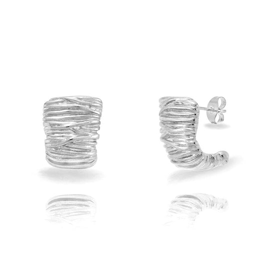 PENDIENTES GRANDES  de textura rallada
ESTILO VINTAGE. Son de acero hipoalergénico resistente al agua y bañado en PLATA. Diseño similar a los pendientes de de maria pombo por agatha paris