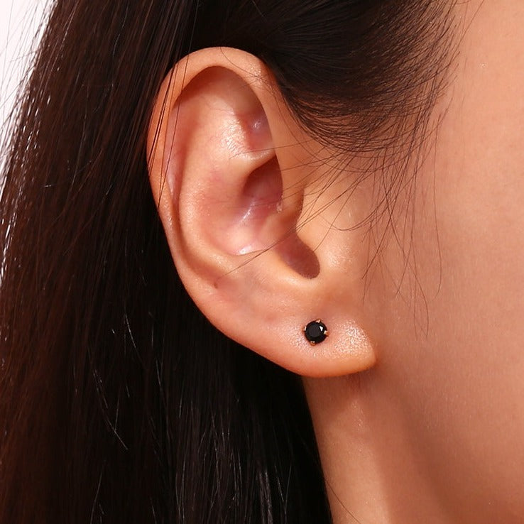 pendientes de brillante color azul rosa naranja verde negro blanco para piercing de cartilago. son de acero hipoalergénico y resistente al agua