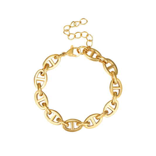 PULSERA dorado de eslabón grueso tipo calabrote o ancla confeccionado en acero hipoalergénico resistente al agua. Perfecto para llevar con looks de trabajo a la oficina o para regalar por el día de la madre 