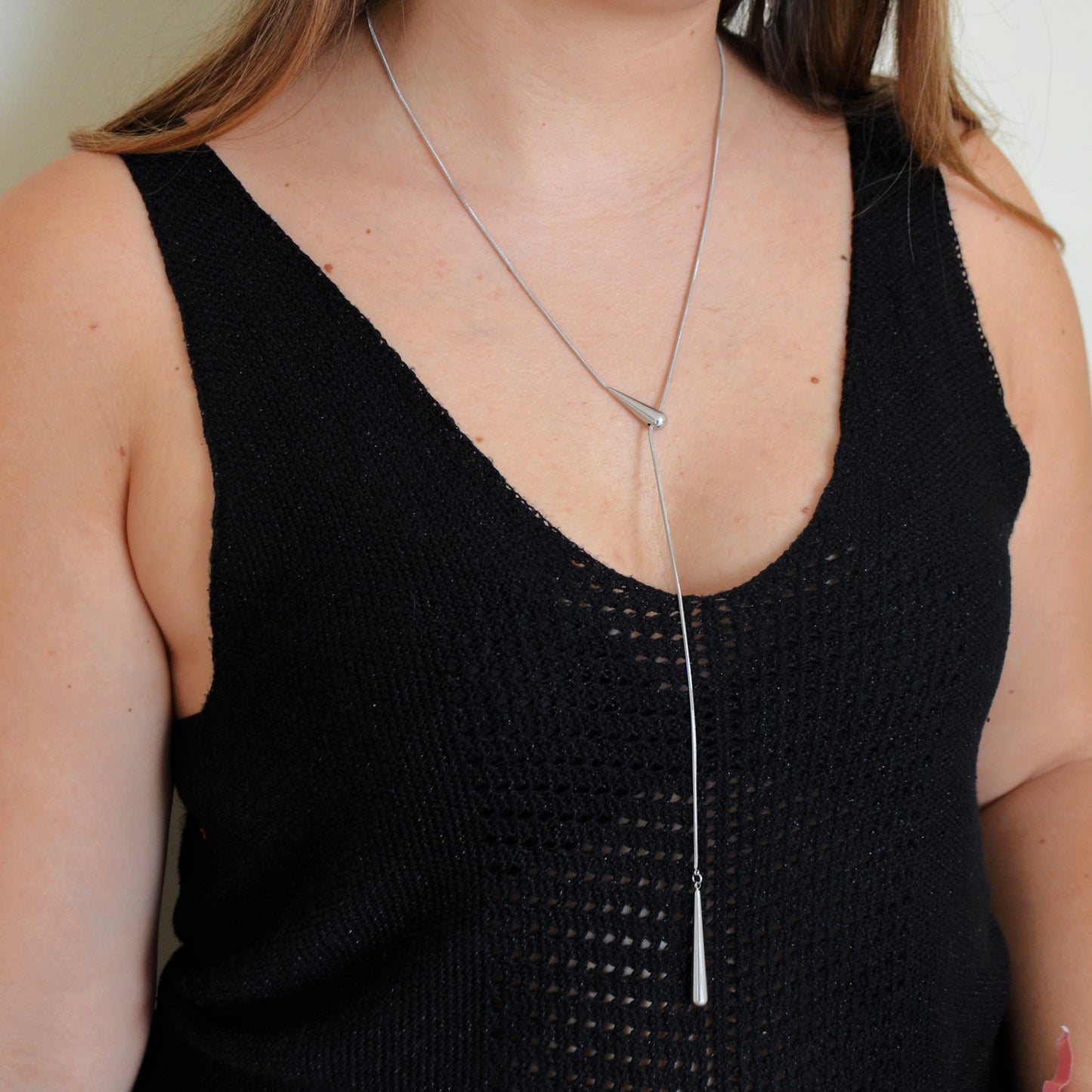 collar largo omega ajustable de acero hipoalergénico dorado resistente al agua