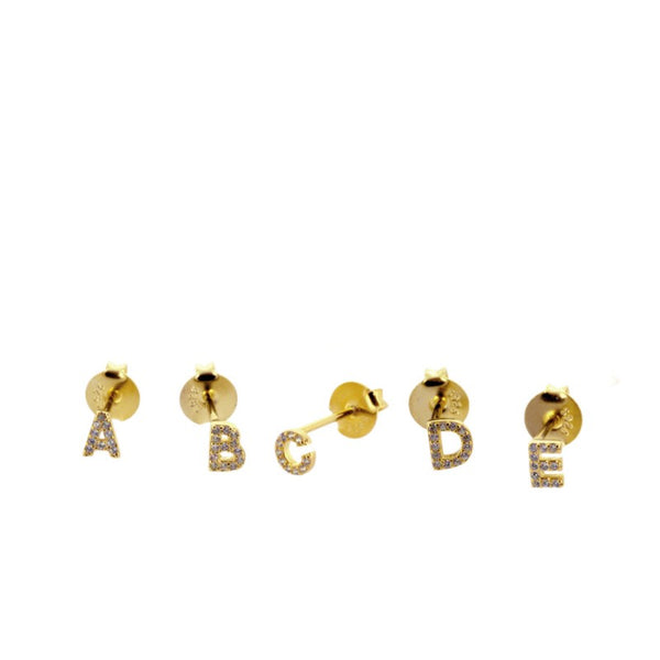 pendientes mini de letra o inicial para piercing confeccionados en plata de ley con baño de oro 18 kilates y circonitas